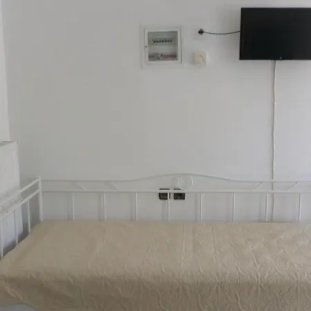 Summer Holidays Studio